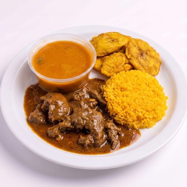 Res Guisado / Stewed Beef.